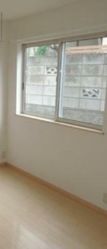 中野区中野３丁目のアパートの居間・リビング