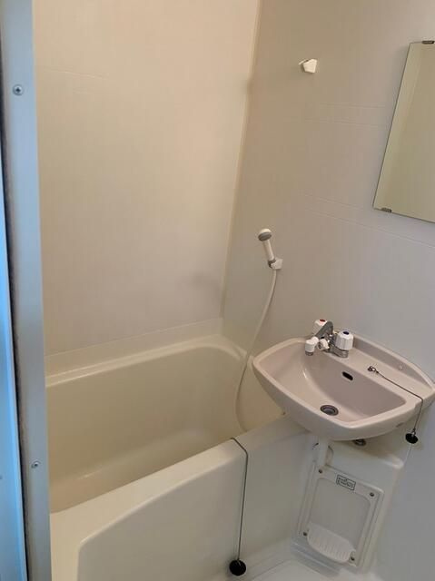 セレ南大塚の浴室