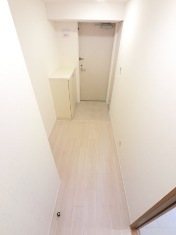 ドゥーエ妙典の玄関