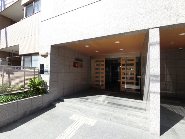 ドゥーエ妙典のエントランス