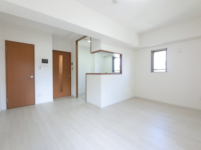 ドゥーエ妙典の居間・リビング