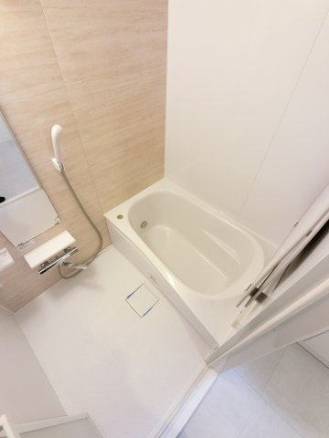 ドゥーエ妙典の浴室