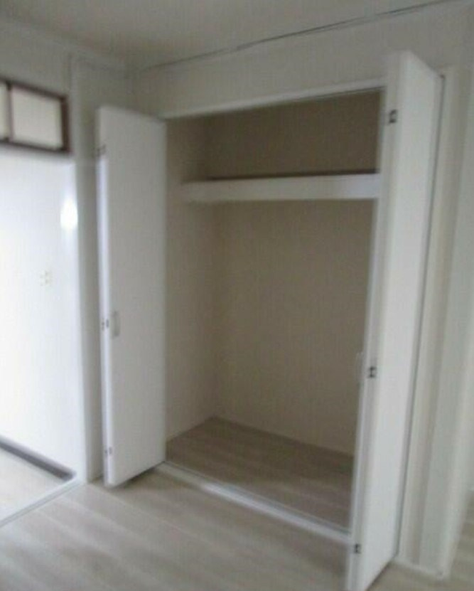 中野区弥生町２丁目の賃貸マンションの収納
