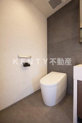 【トイレ】 | マリックス島津山 | 落ち着いた色調のトイレです