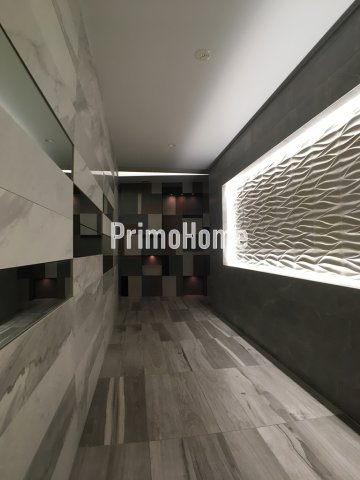 グランツルクサス神田のロビー