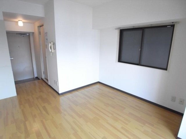 新宿区西新宿６丁目の賃貸マンションの内装