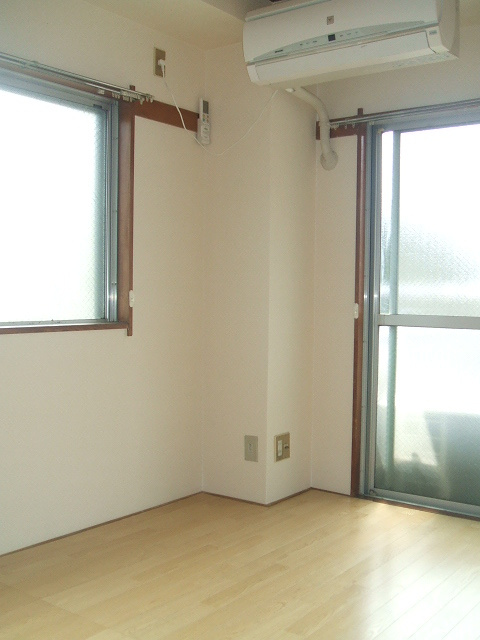 ベルシャトルの内装|内装は落ち着いています