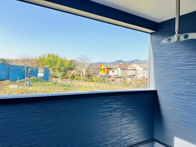 八王子市　元八王子町　新築一戸建て　４６期のバルコニー|～急な雨も安心のインナーバルコニーです～