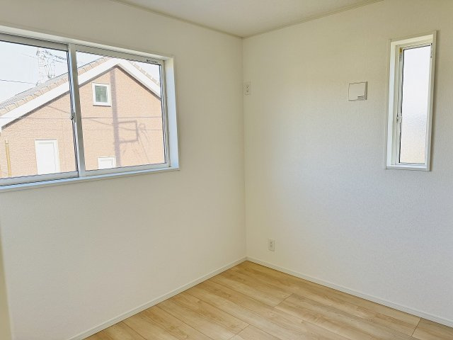 八王子市　元八王子町　新築一戸建て　４６期の子供部屋|～2階4.5帖の洋室　2面採光で明るく風通しの良いお部屋です～