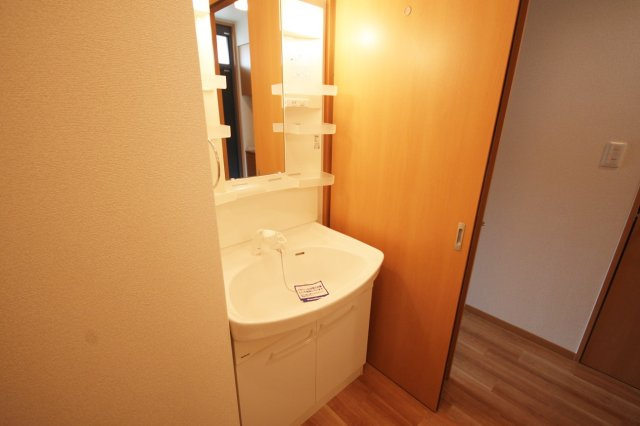 ミリカ・ルブラ2の洗面所