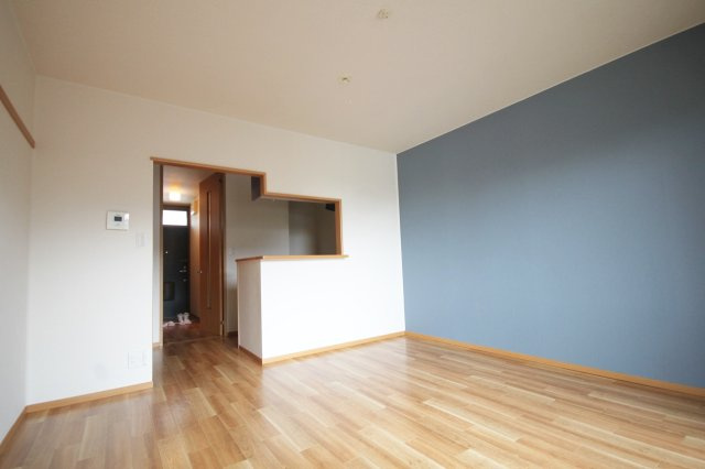 ミリカ・ルブラ2の居間・リビング