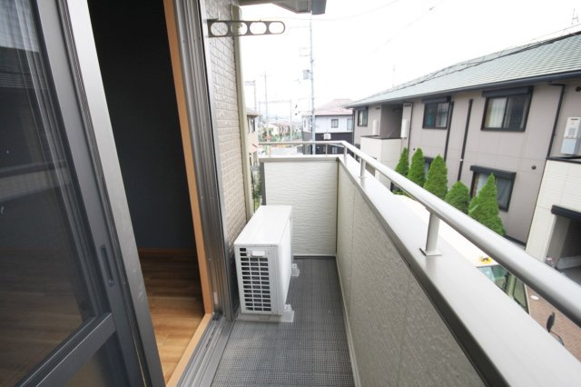 ミリカ・ルブラ2のバルコニー