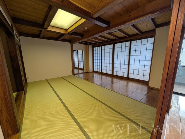 ユトリロつつじが丘 3の和室