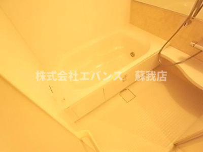 【浴室】 | メゾンベール | ゆったり過ごせるお風呂です