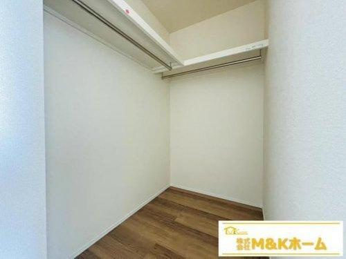 半田市平地馬場町2丁目　全2棟　2号棟の収納|WIC完備☆（洋室7.5帖）