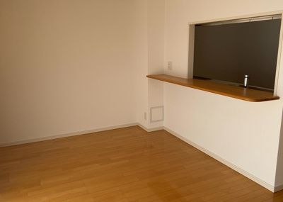 【キッチン】 | ディーフィールさがみ野 | L型アイランドタイプは、キッチンからダイニングにもリビングにも目が行き届くので、とても使いやすい配置です。L字型独立タイプは、キッチンを独立させてるためLDKというよりもLDといった様なイメージです。