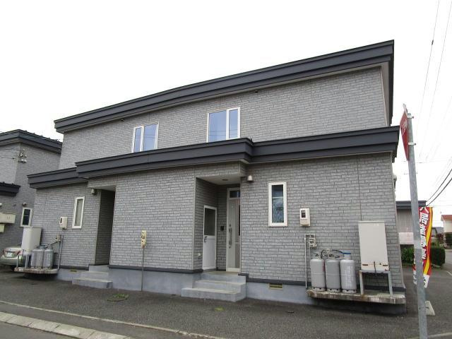 西22南3一棟二戸貸家（17-12）の外観