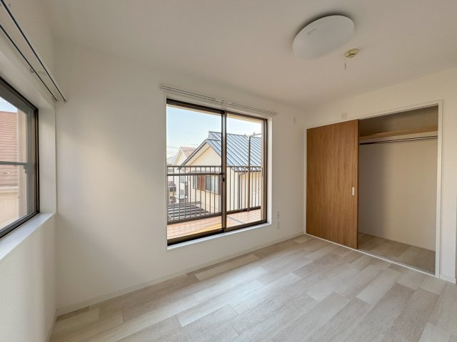 石神井台8丁目戸建の洋室