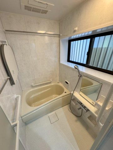 石神井台8丁目戸建の浴室