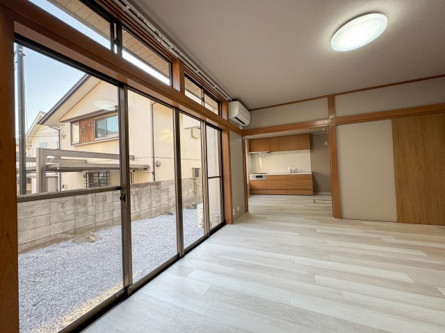 石神井台8丁目戸建の居間・リビング