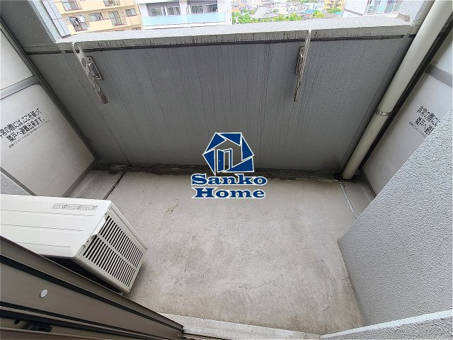 Tokyo Mito Streetのバルコニー