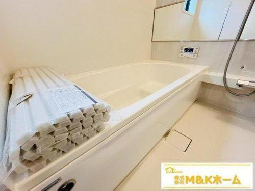 半田市郷中町3丁目　全4棟　4号棟の浴室|浴室　1日の疲れを落とせます♪