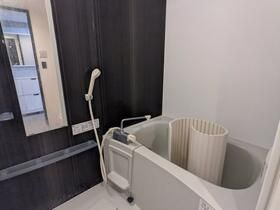 アレーロ西早稲田の浴室