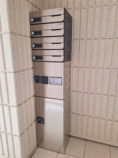 Ｙｅｌｌｏｗ　Ｐａｒｒｏｔの外観