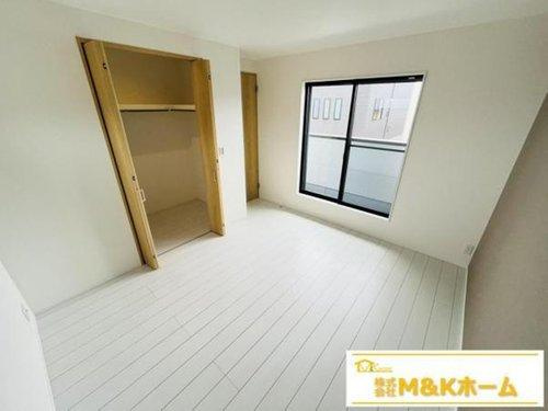 半田市郷中町3丁目　全4棟　3号棟の洋室|洋室7.2帖☆　主寝室にもおすすめです！