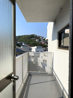 【バルコニー】 | メゾン越木岩A棟