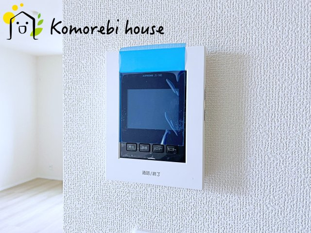 第2上尾谷津　新築一戸建て　Aの防犯設備|モニター付きインターホンです