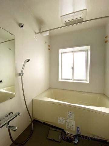 IZUMI1(イズミワン)の浴室
