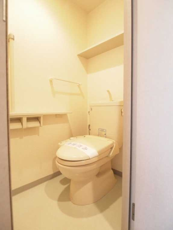 TAKE7西新宿　オートロック　ネット無料　シャーメゾンのトイレ