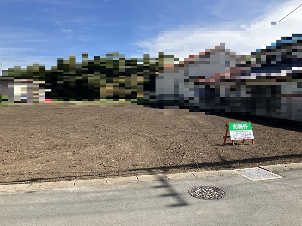 分譲地　豊川市上野三丁目　区画Cの外観|接道：公道幅員約4ｍの公道に約11.2ｍ接する