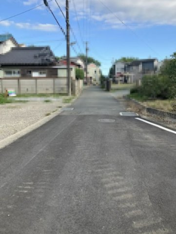 分譲地　豊川市上野三丁目　区画Cの前面道路含む現地写真|前面道路