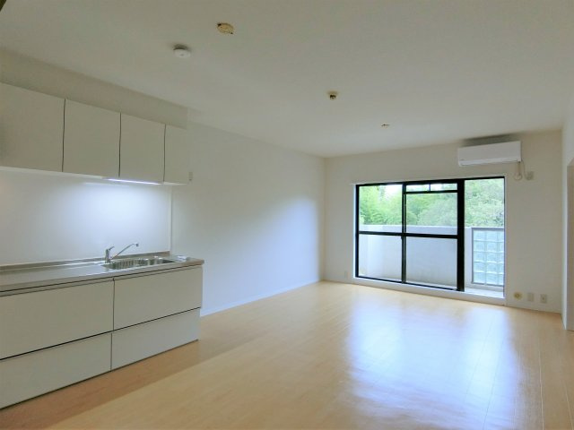 【居間・リビング】 | 中百舌鳥グリーンハイツ