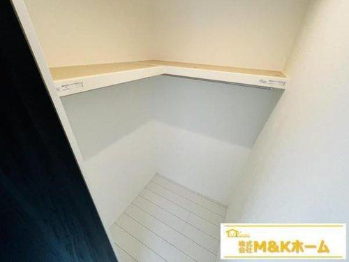 半田市郷中町3丁目　全4棟　1号棟の収納|WIC完備♪（洋室6帖）