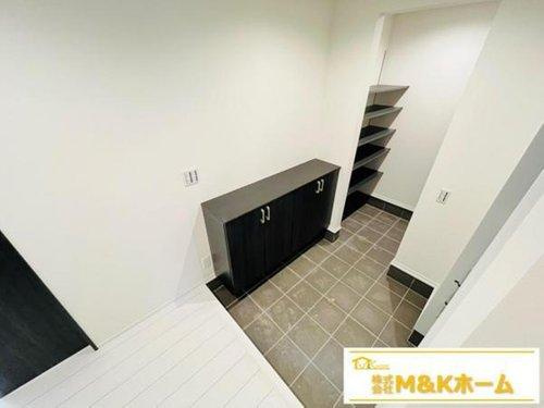 半田市郷中町3丁目　全4棟　1号棟の玄関|玄関☆