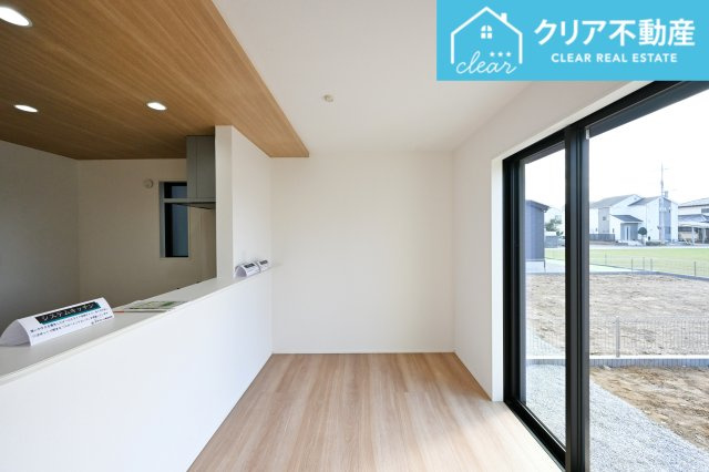 【ダイニング】 | 大泉町寄木戸7期5棟 グラファーレ　２号棟 | 家族揃っての食事が楽しくなる広々としたダイニング♪