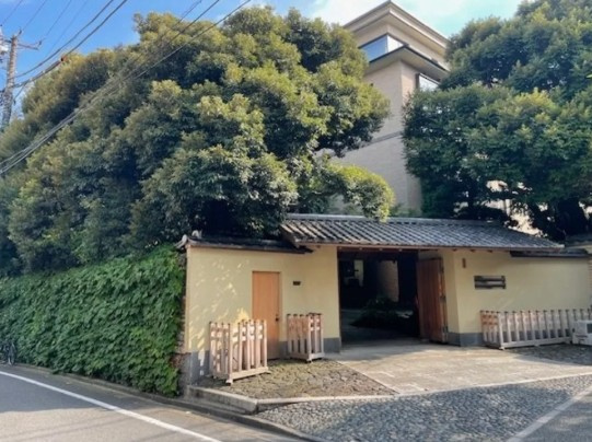 オークヒルスの外観