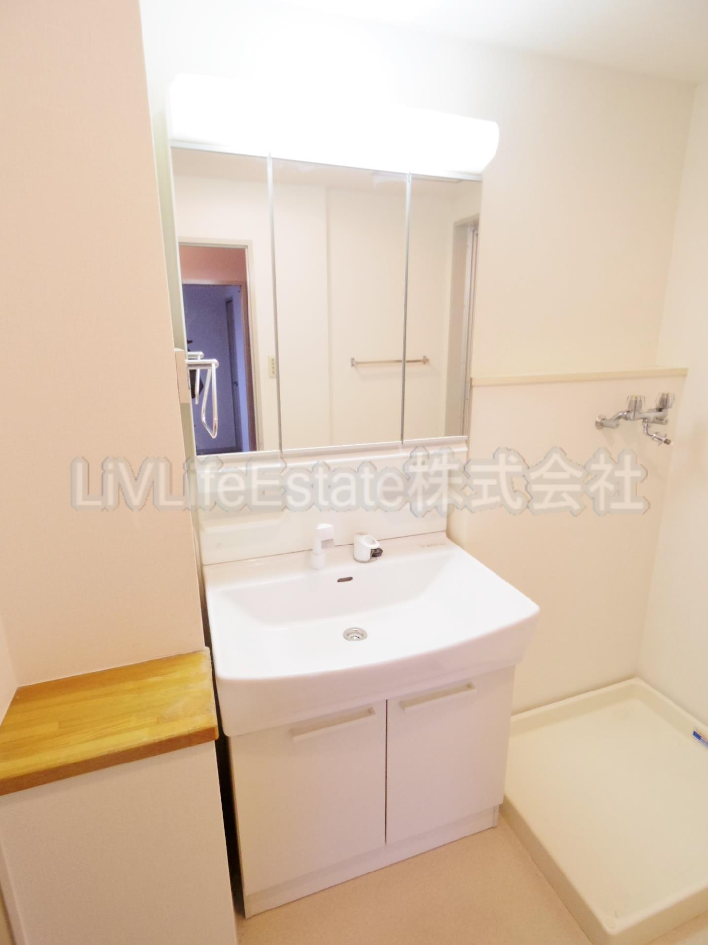 小平市小川東町５丁目の賃貸マンションの洗面所|同仕様写真