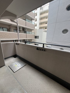 【バルコニー】 | マーレ神戸花隈