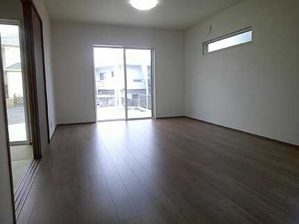 西区井口１丁目の居間・リビング