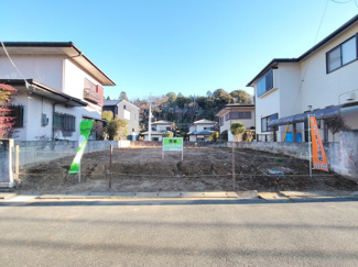【外観】 | 建築条件なし。お好きなハウスメーカーで建築可能です。理想の住まいを建てられる整った街並みの住宅地です。計画的に整備された区画整理地内につきインフラも整っています。