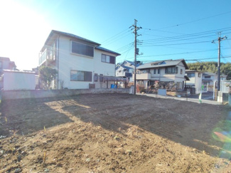 【外観】 | 統一感のある街並みが広がる住宅エリア。戸建中心の、落ち着いた雰囲気の住宅街のため、きれいな街並みが続き、とても住みやすいエリアの一画にあります。