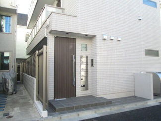 【エントランス】