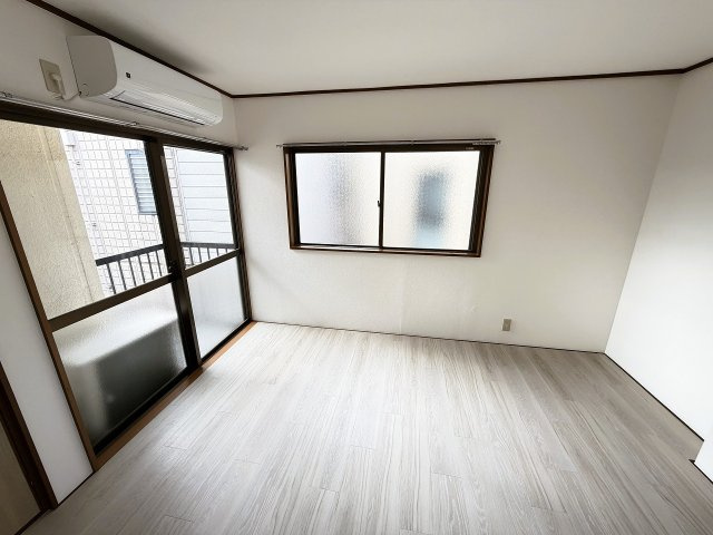 高橋ハイツの寝室