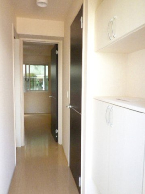 【エントランス】 | ウィステリアブルーム