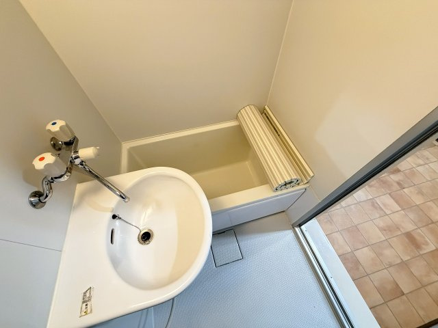 高橋ハイツの浴室