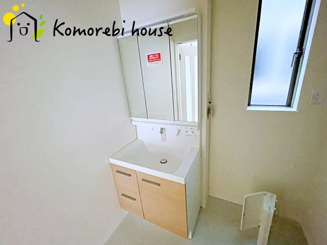 第2上尾谷津　新築一戸建て　Bの独立洗面台|独立洗面台です
